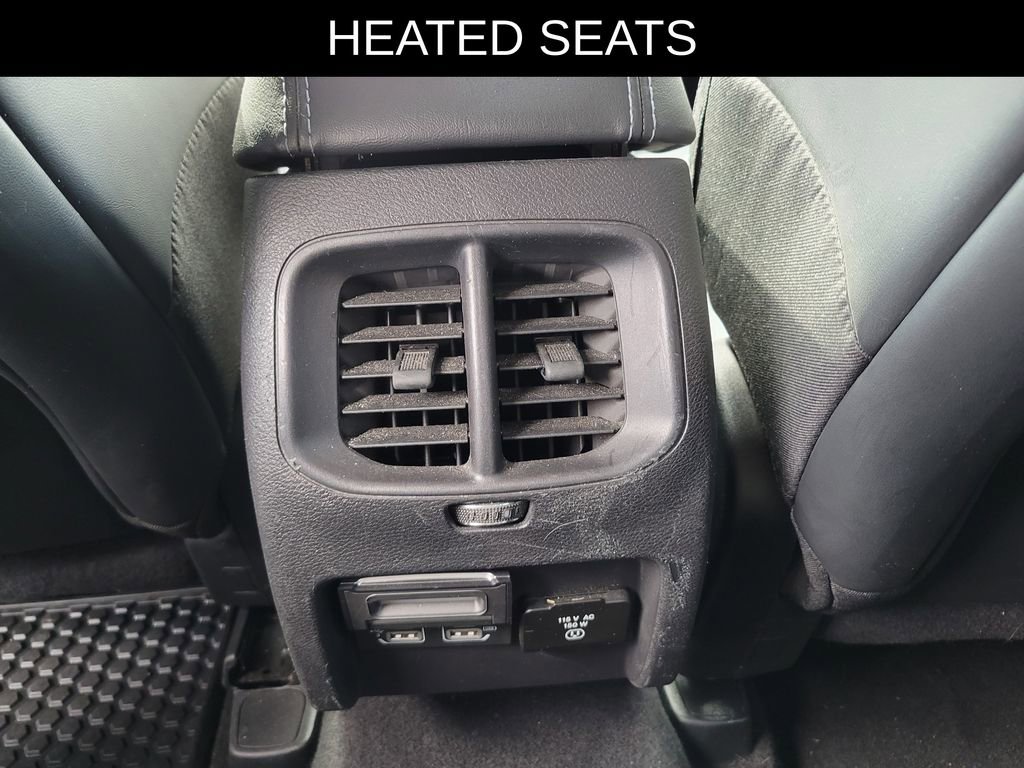 Used 2020 Jeep Cherokee Latitude Plus w/ Comfort/Convenience Group image 10