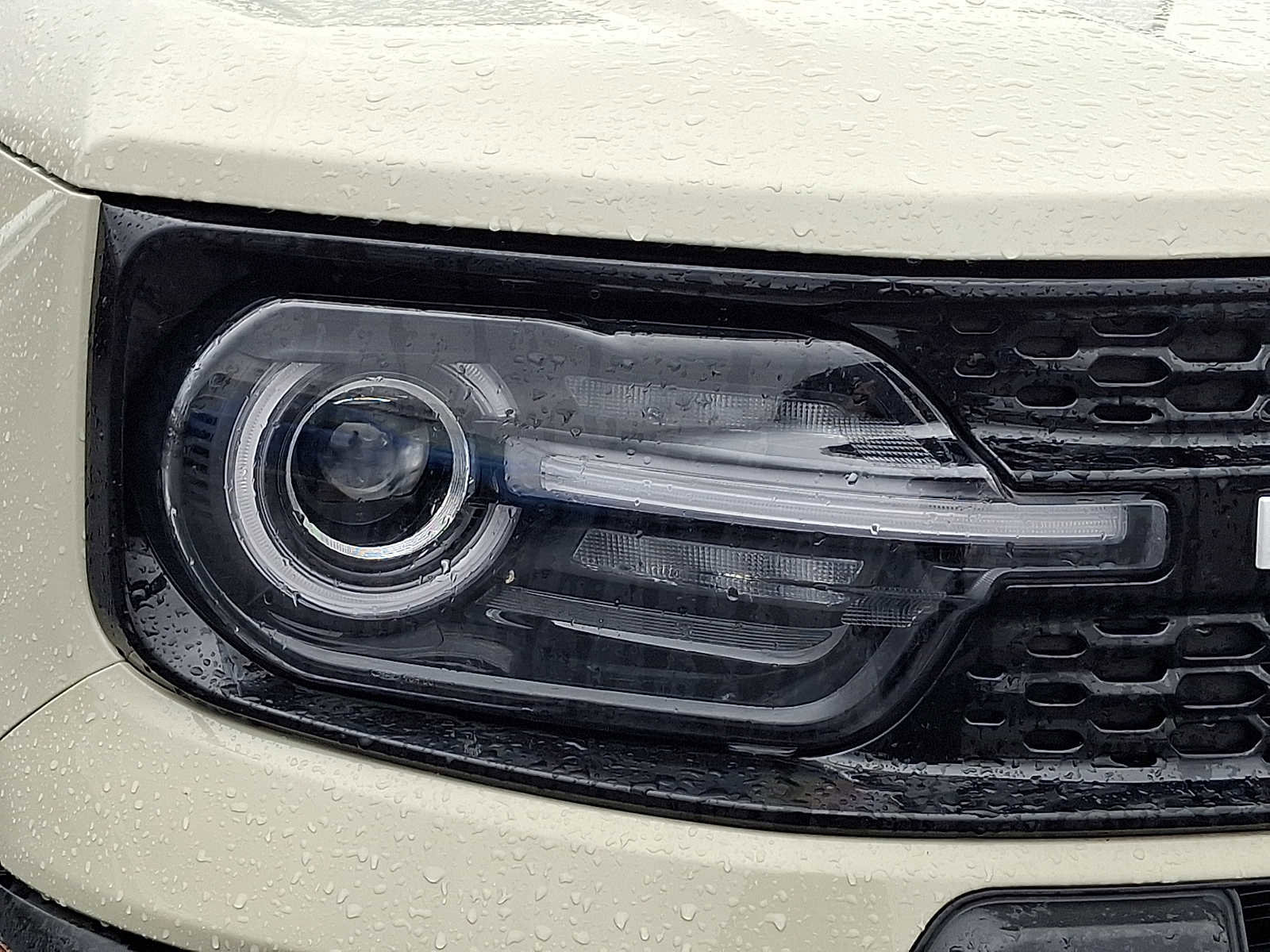 Used 2025 Ford Bronco Sport Outer Banks w/ Outer Banks Tech Package+ image 9