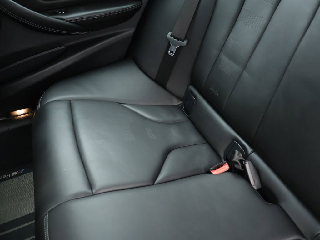 Used 2017 BMW M3 image 19