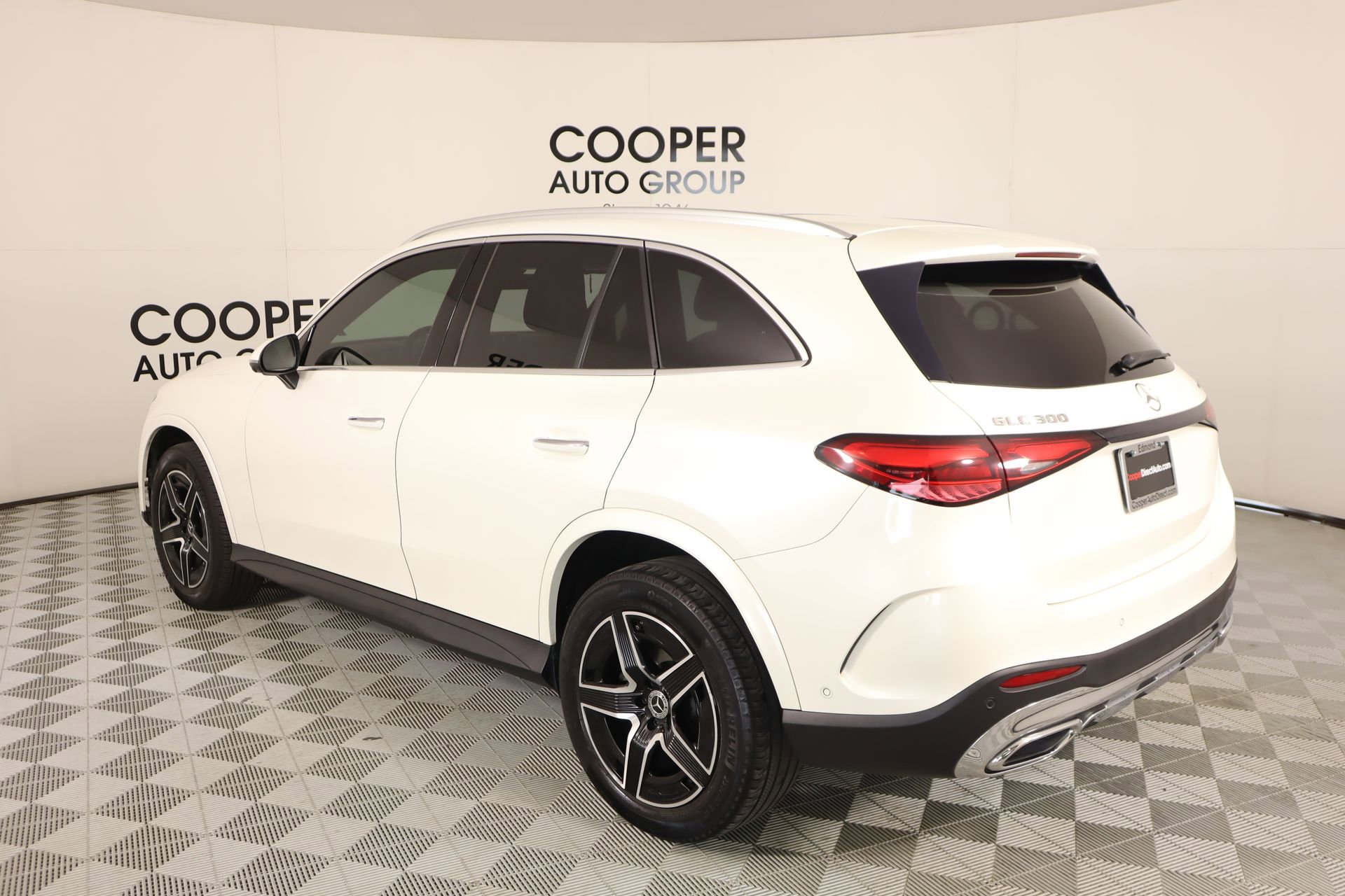 Used 2023 Mercedes-Benz GLC 300 4MATIC image 22