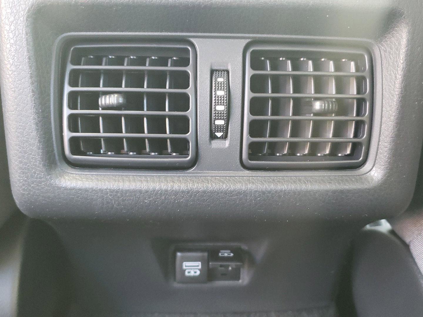 Used 2026 Toyota Camry LE w/ Convenience Package image 14