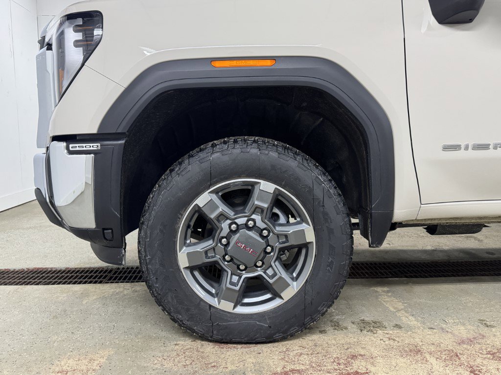 New 2026 GMC Sierra 2500 SLE image 16