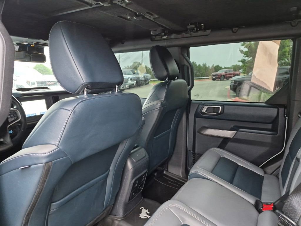 Used 2023 Ford Bronco Outer Banks image 19