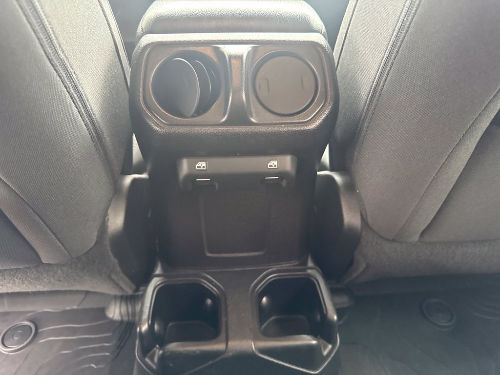 Used 2019 Jeep Wrangler Unlimited Sport AWD/4WD image 16