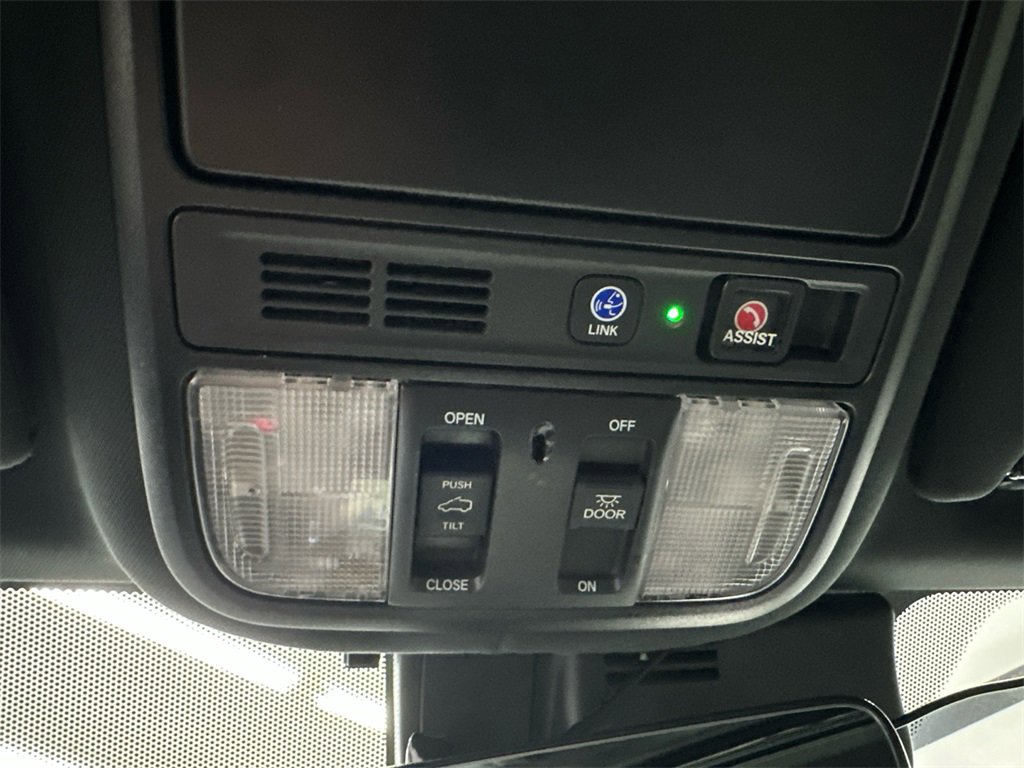 Certified 2019 Honda Passport Touring image 34