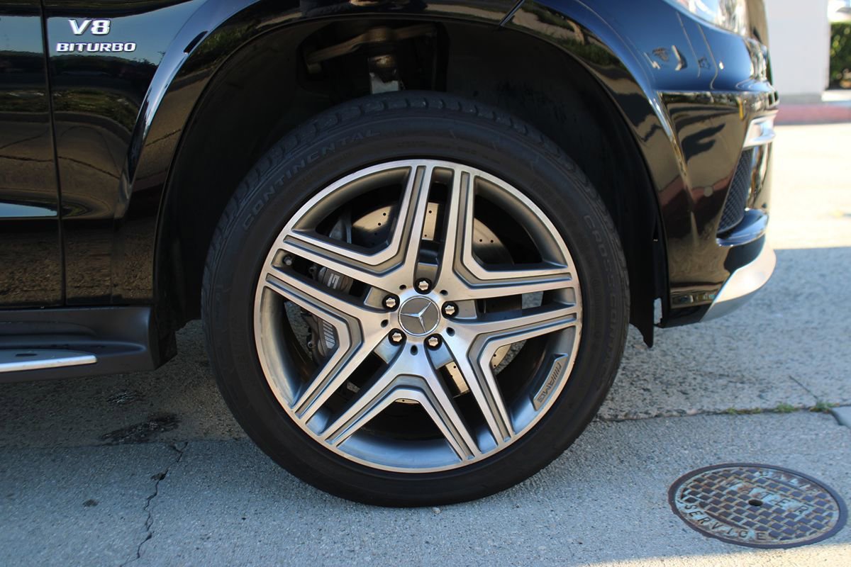 Used 2016 Mercedes-Benz GL 63 AMG 4MATIC image 46