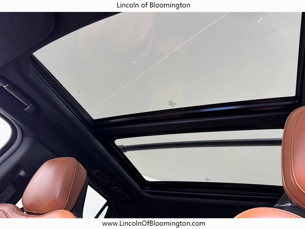 Certified 2019 Lincoln Navigator Reserve AWD/4WD image 23