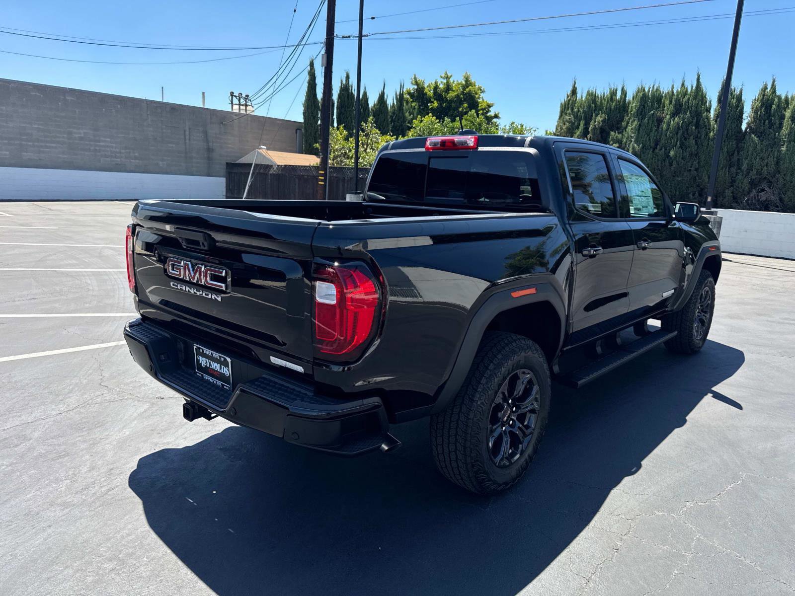 New 2025 GMC Canyon Elevation w/ Convenience Package image 5