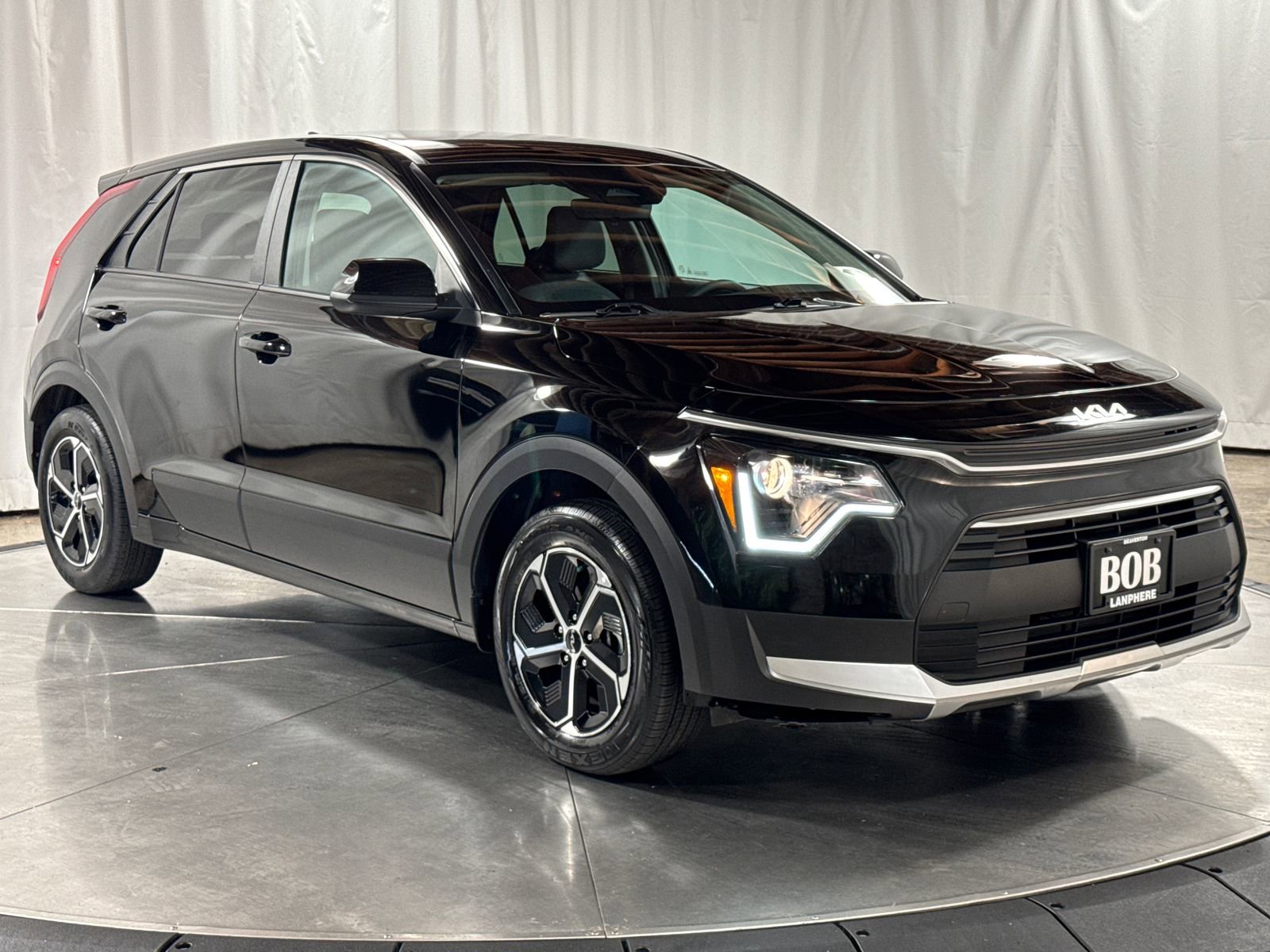Certified 2023 Kia Niro LX FWD image 7
