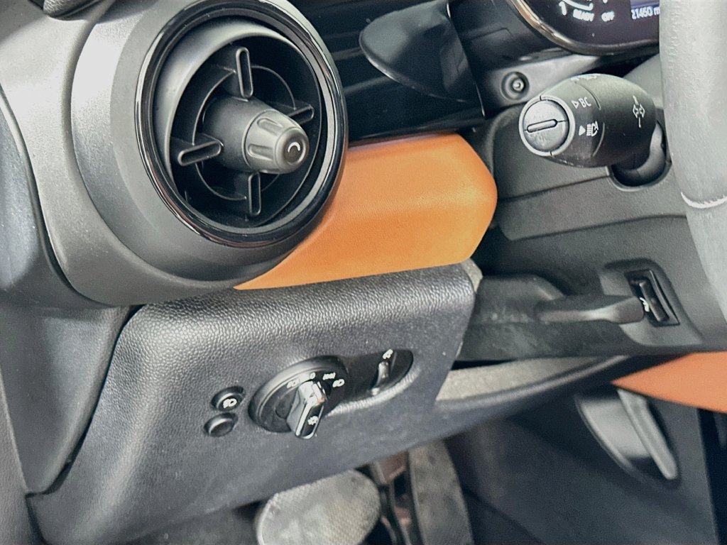 Used 2024 MINI Cooper S FWD image 10