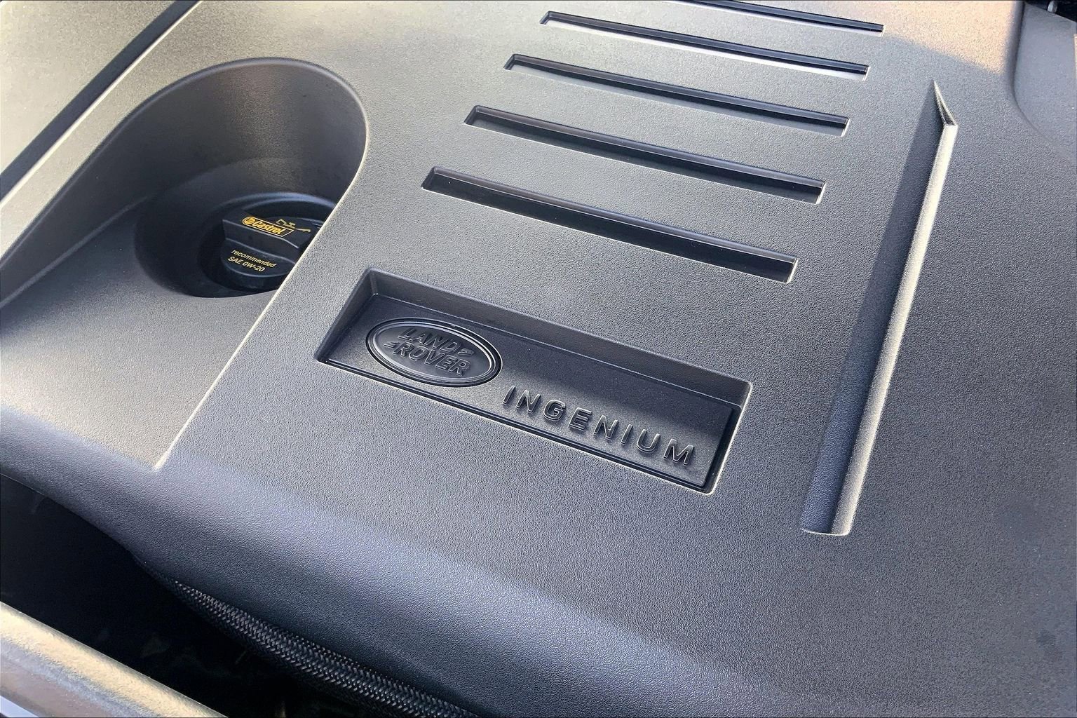 Used 2025 Land Rover Range Rover Sport S image 32