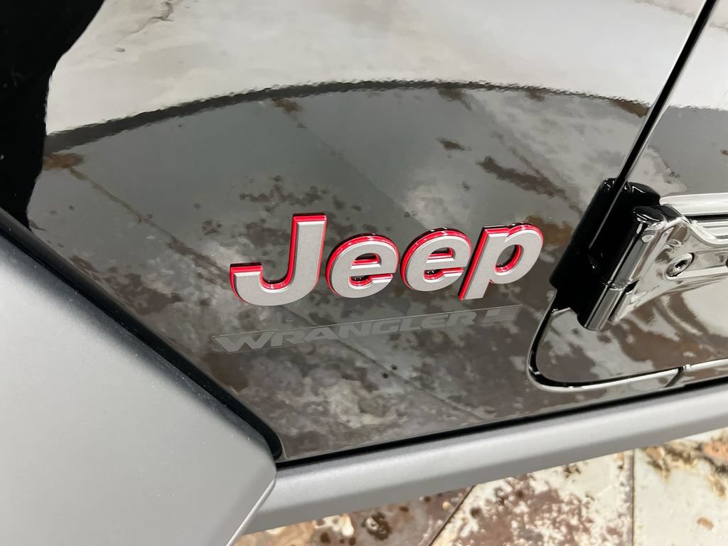 New 2026 Jeep Wrangler Unlimited Rubicon AWD/4WD image 24