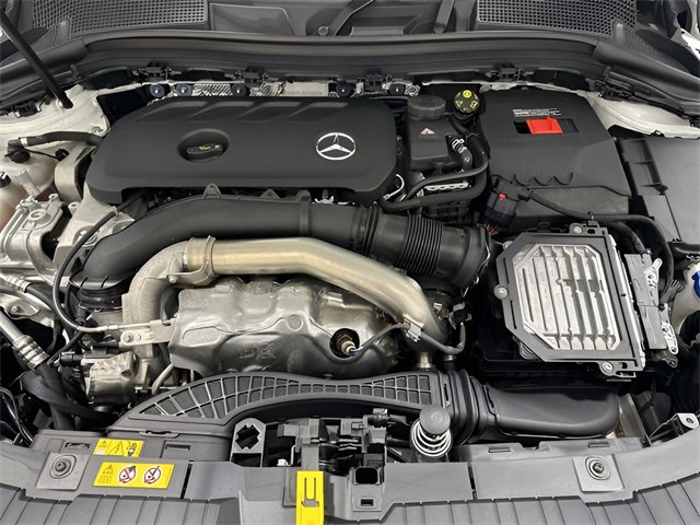 Used 2025 Mercedes-Benz GLA 250 4MATIC image 10