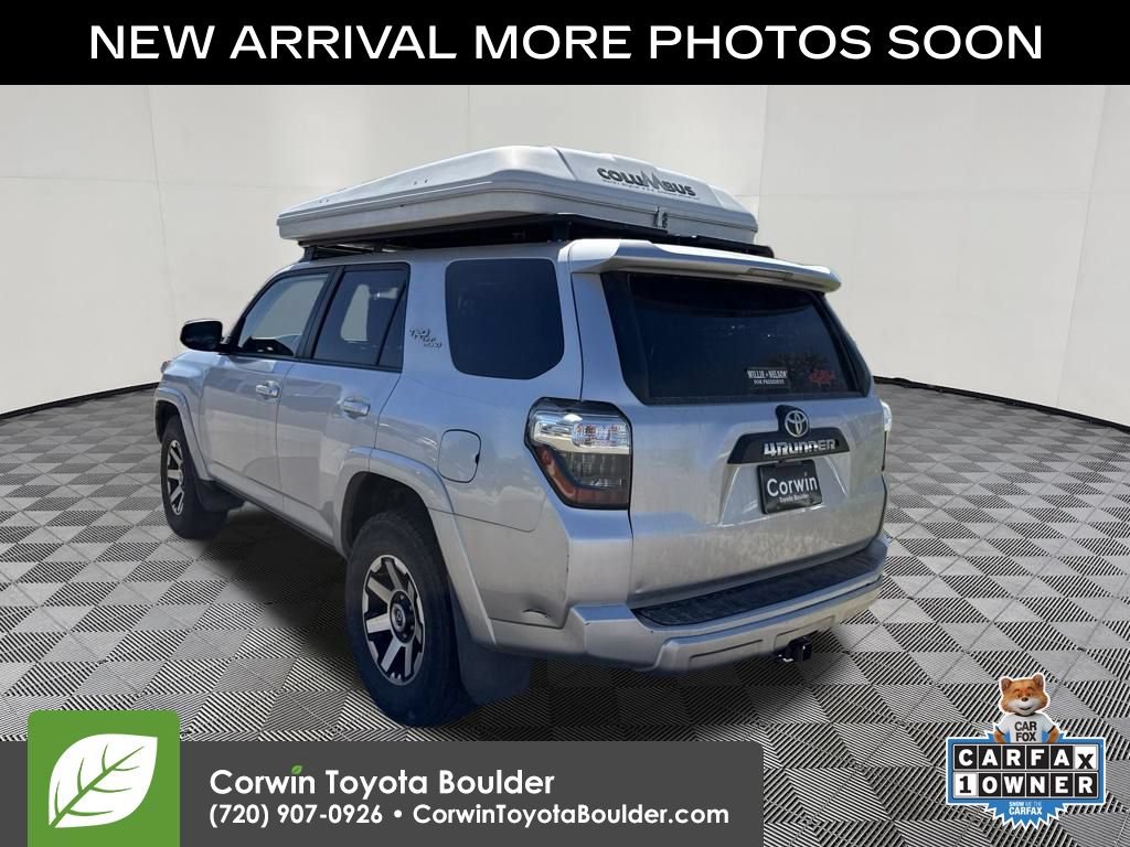 Used 2018 Toyota 4Runner TRD Off-Road Premium AWD/4WD image 5