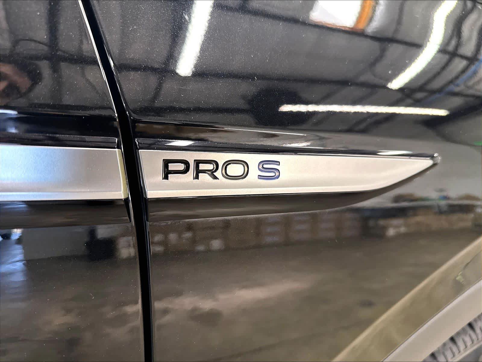 Used 2022 Volkswagen ID.4 Pro S RWD image 27