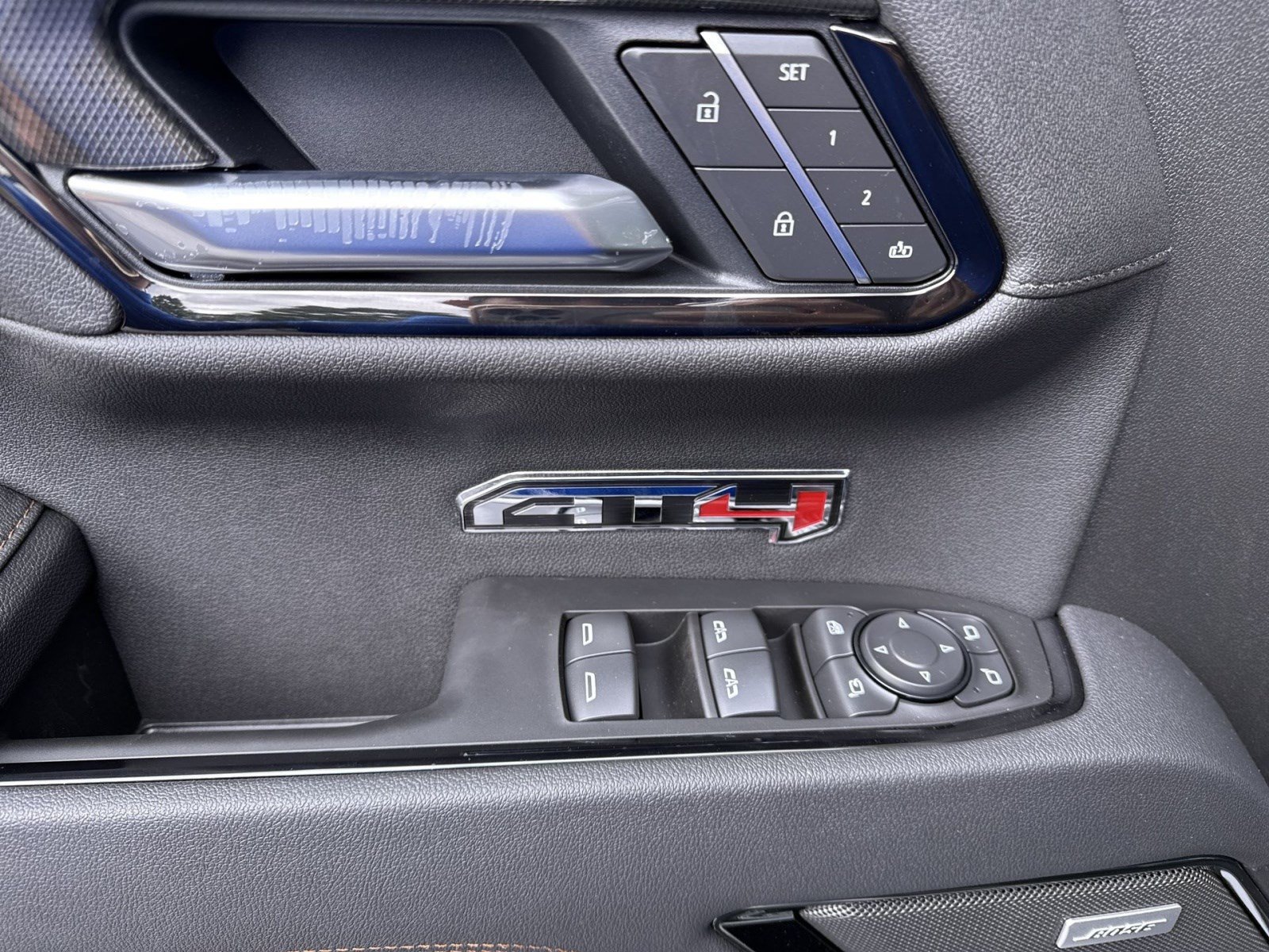 New 2026 GMC Sierra 1500 AT4 w/ AT4 Premium Package AWD/4WD image 12