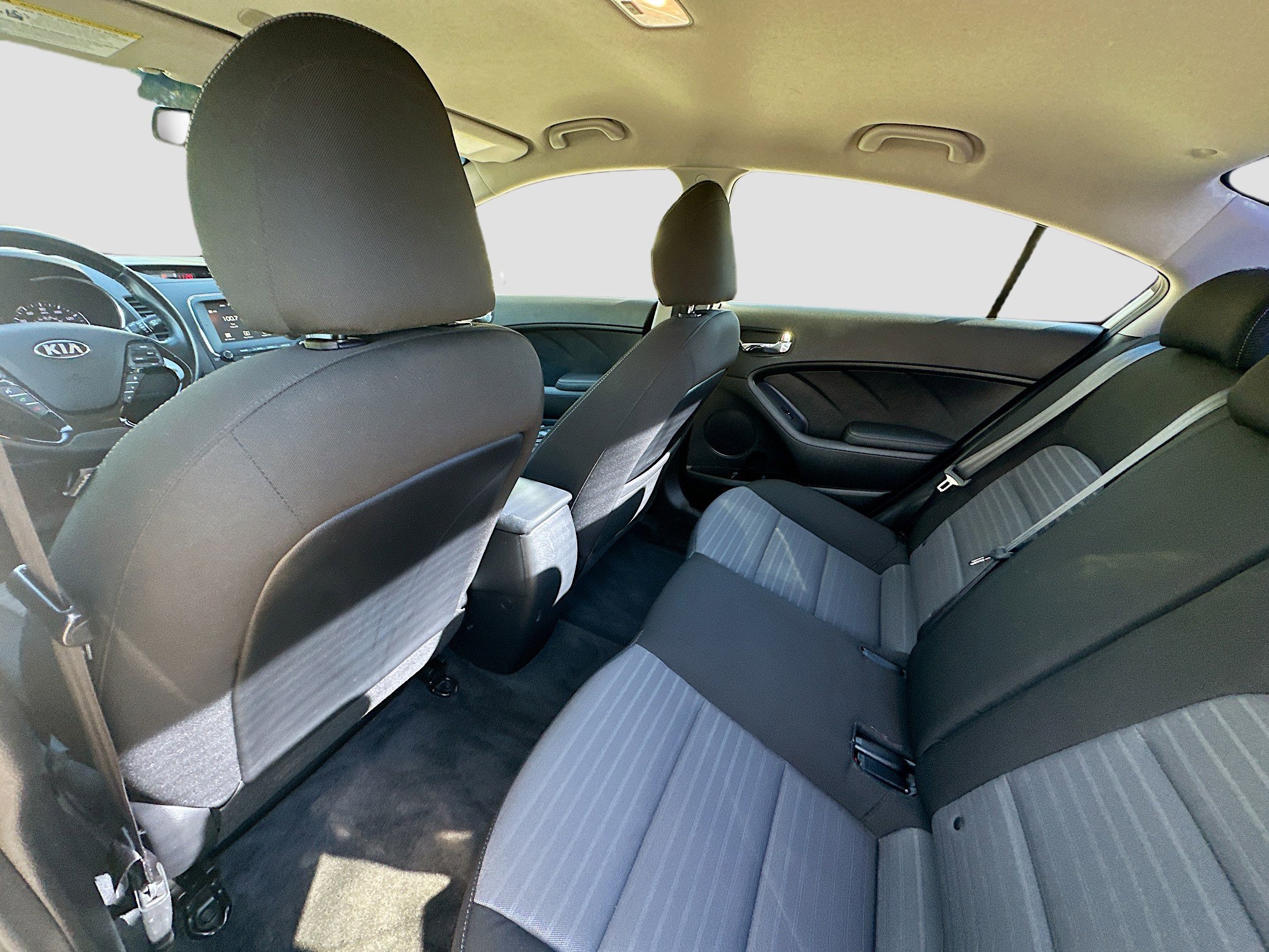 Used 2017 Kia Forte S w/ S Technology Package image 24