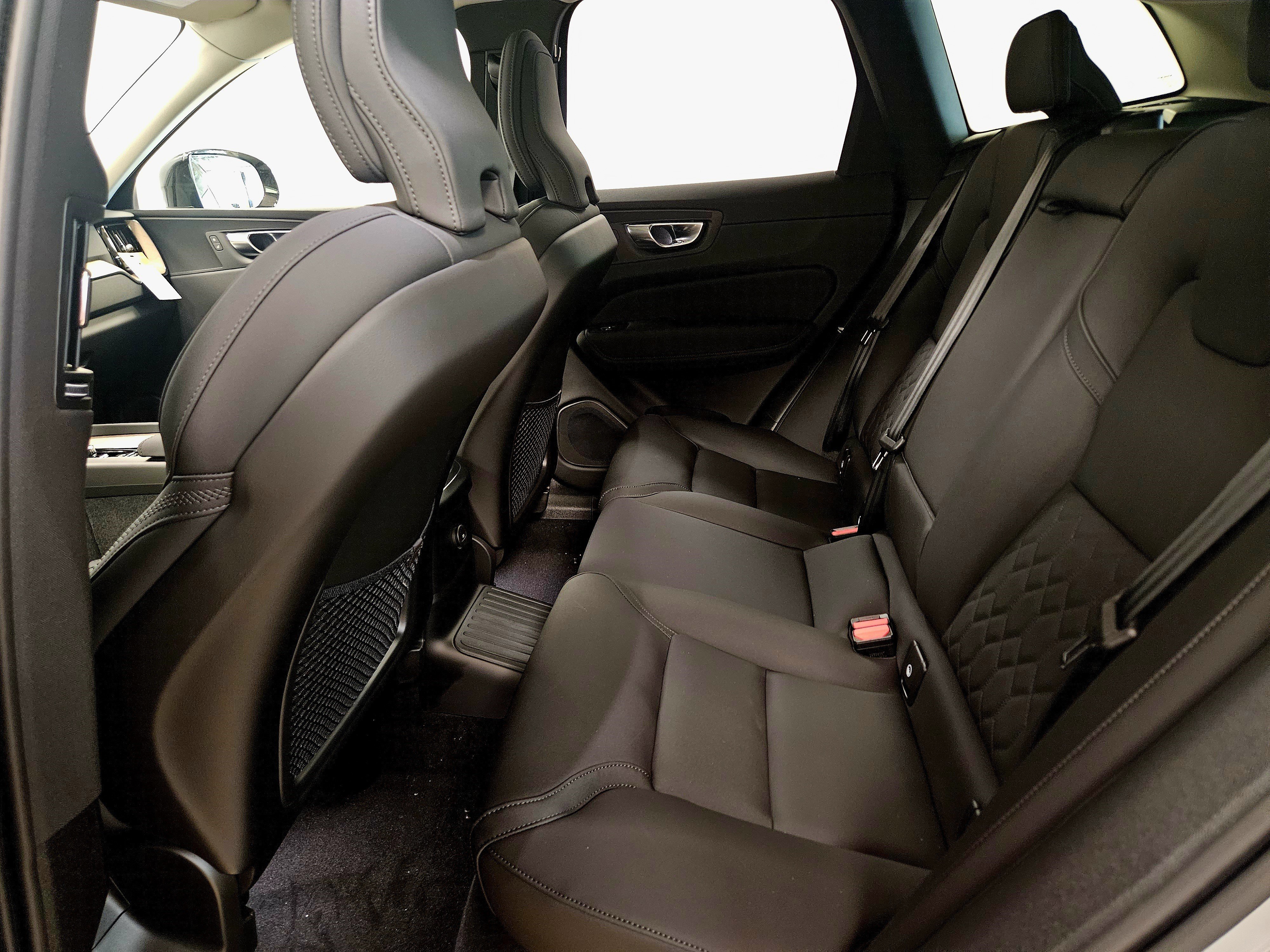 New 2026 Volvo XC60 T8 Plus w/ Protection Package Premier image 12