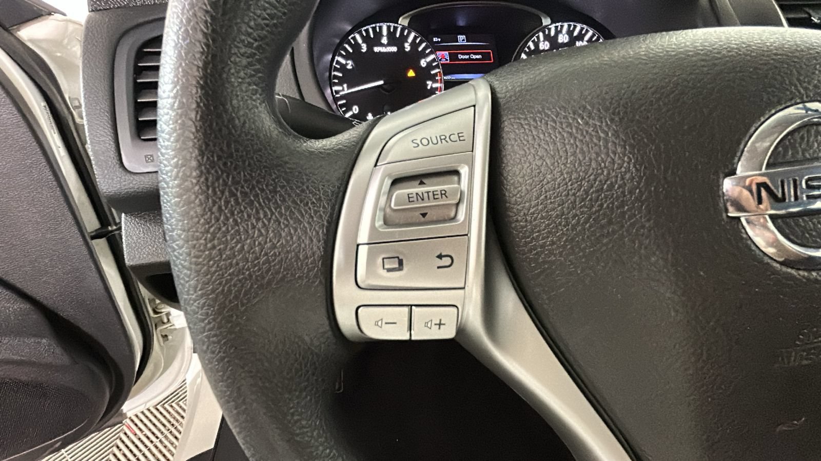 Used 2016 Nissan Altima 2.5 S w/ Power Driver Seat Package FWD image 20