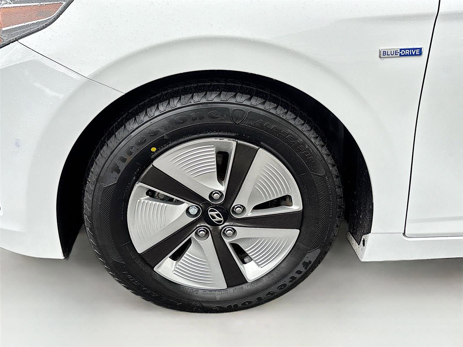Used 2020 Hyundai Ioniq Blue image 29