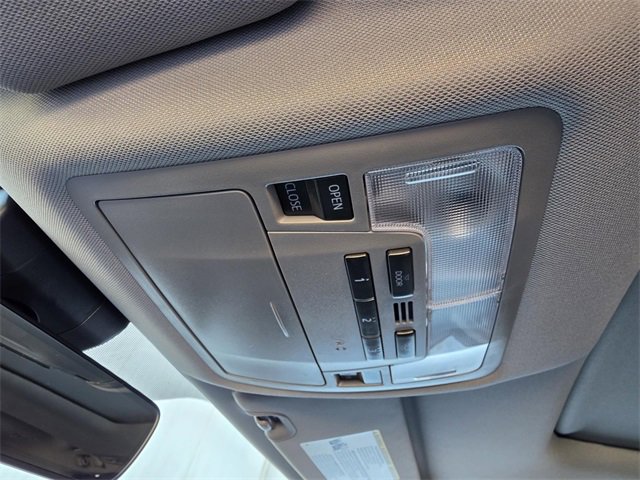 Used 2019 Toyota Highlander Limited image 31