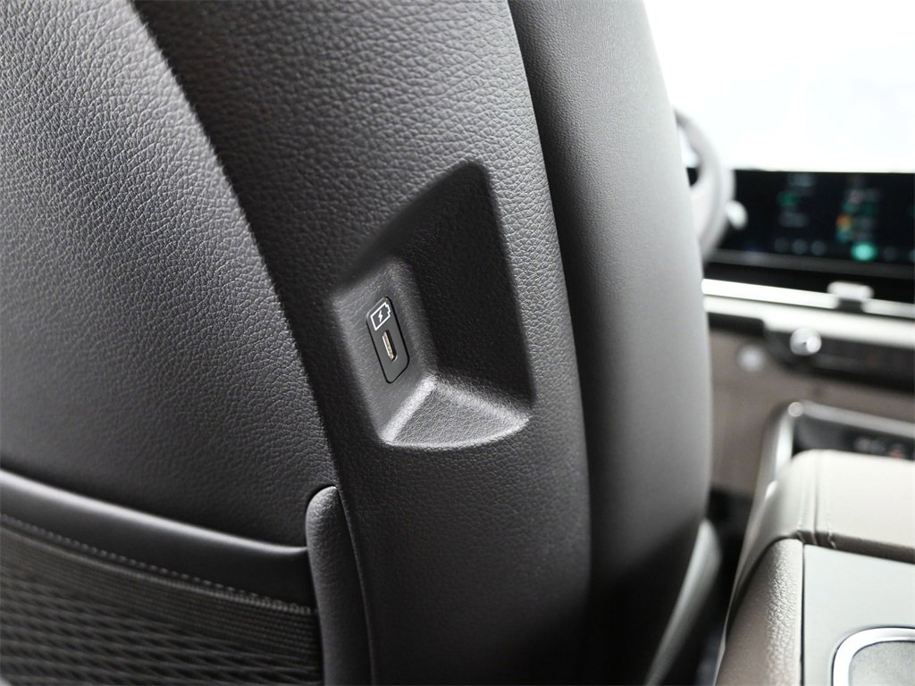 New 2026 Kia Carnival EX image 16