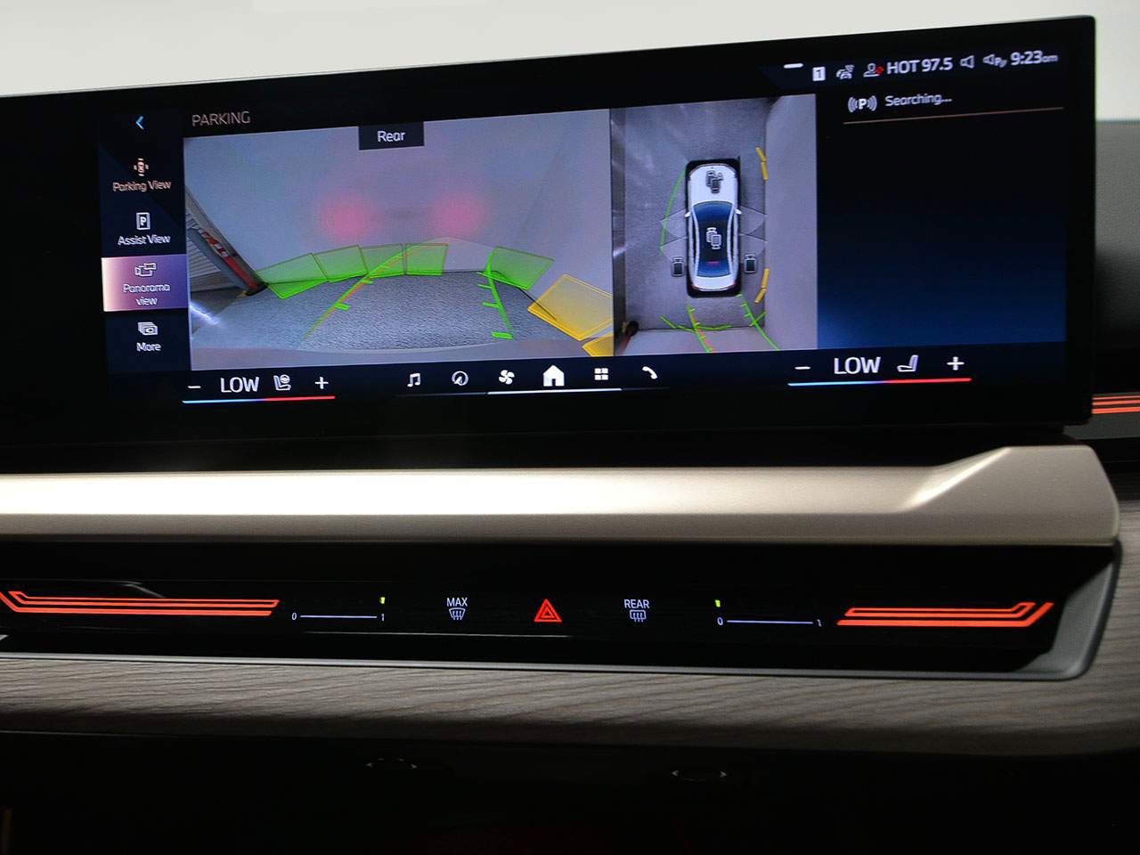 Used 2024 BMW 530i w/ Executive Package image 15