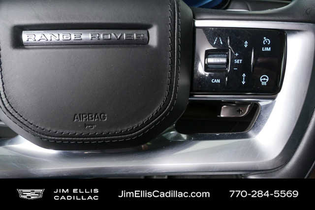 Used 2025 Land Rover Range Rover SE image 11
