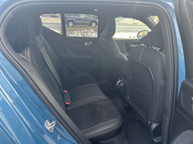 Certified 2025 Volvo XC40 B5 Plus image 13