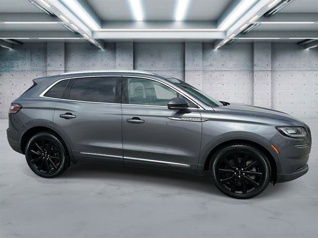 Used 2022 Lincoln Nautilus Reserve w/ Monochromatic Package image 3