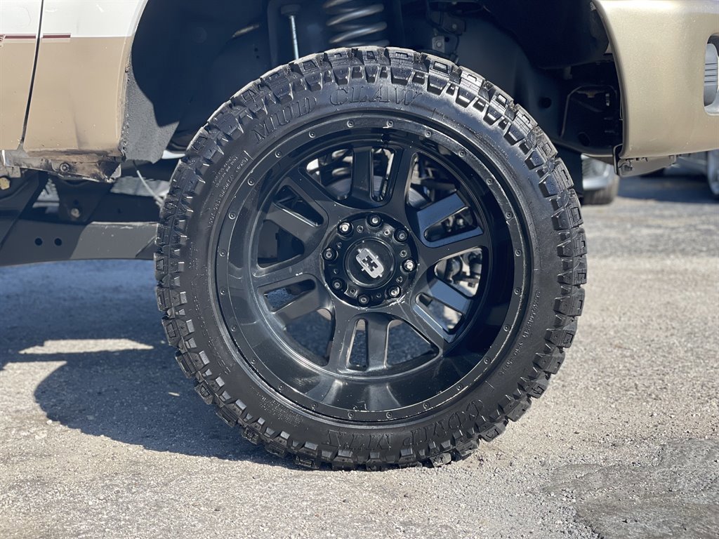 Used 2012 Ford F250 King Ranch w/ King Ranch w/Chrome Pkg image 37