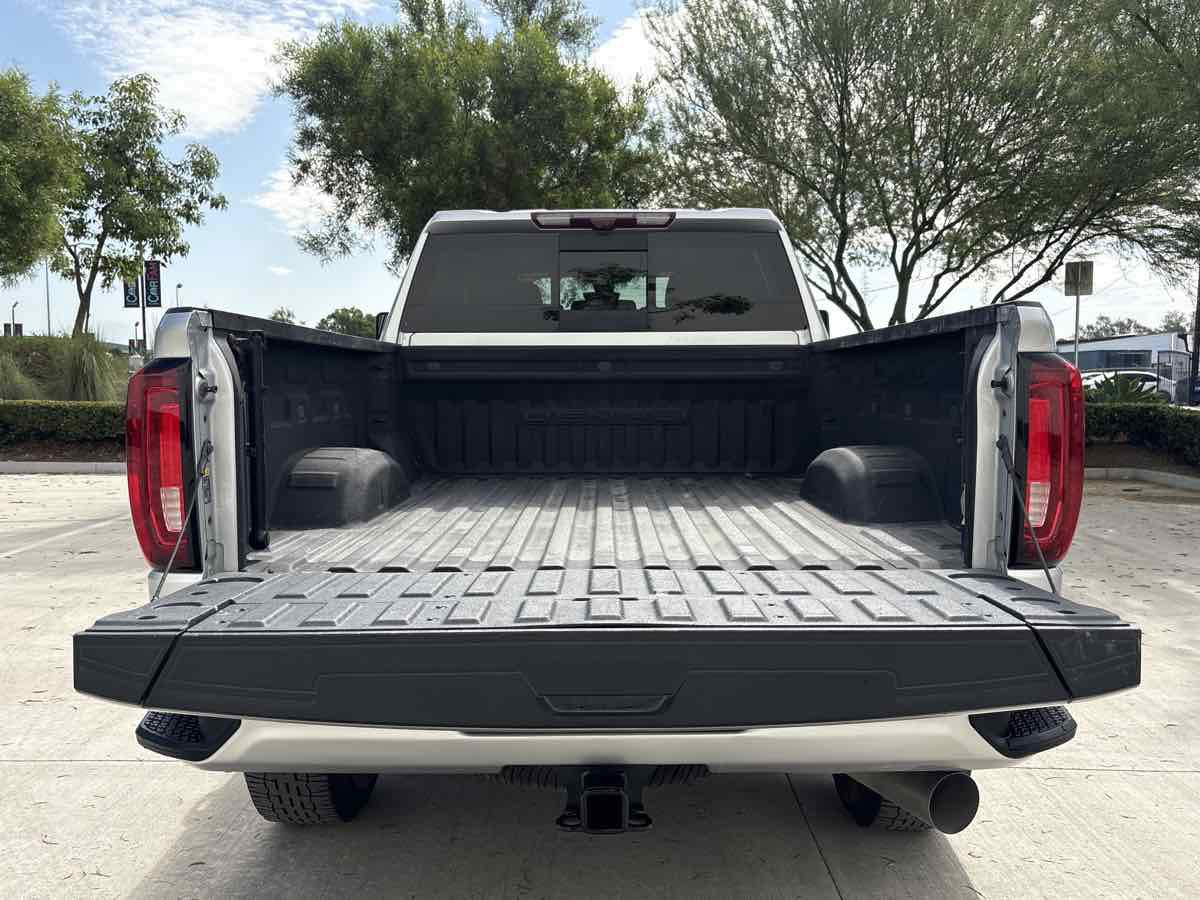 Used 2021 GMC Sierra 2500 Denali w/ Denali Ultimate Package AWD/4WD image 10