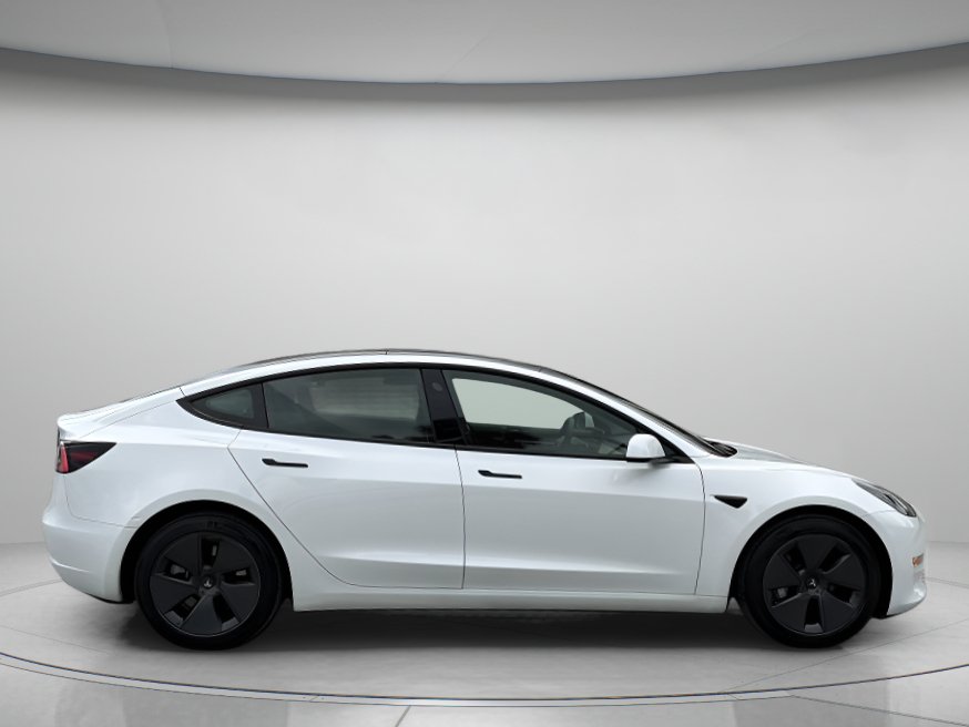 Used 2023 Tesla Model 3 Standard Range RWD image 2
