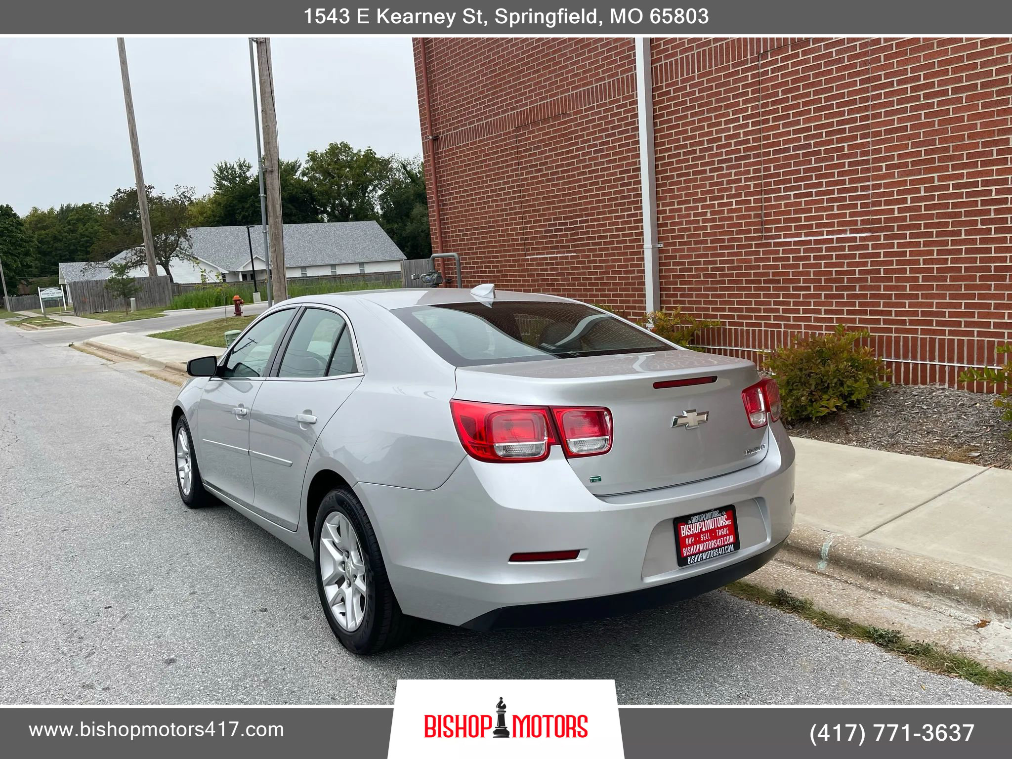 Used 2015 Chevrolet Malibu LT w/ Power Convenience Package image 3
