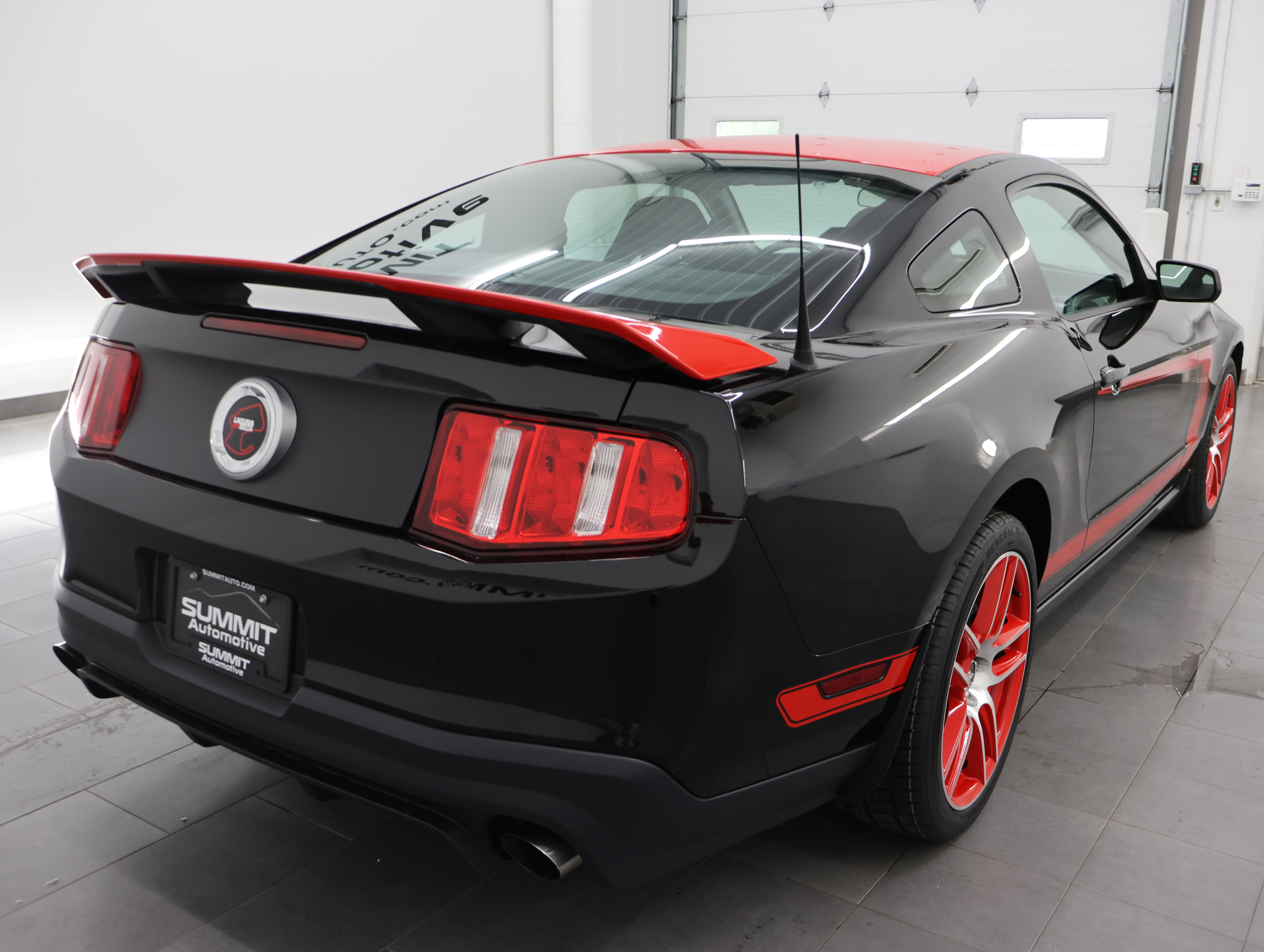 Used 2012 Ford Mustang Boss 302 RWD image 5