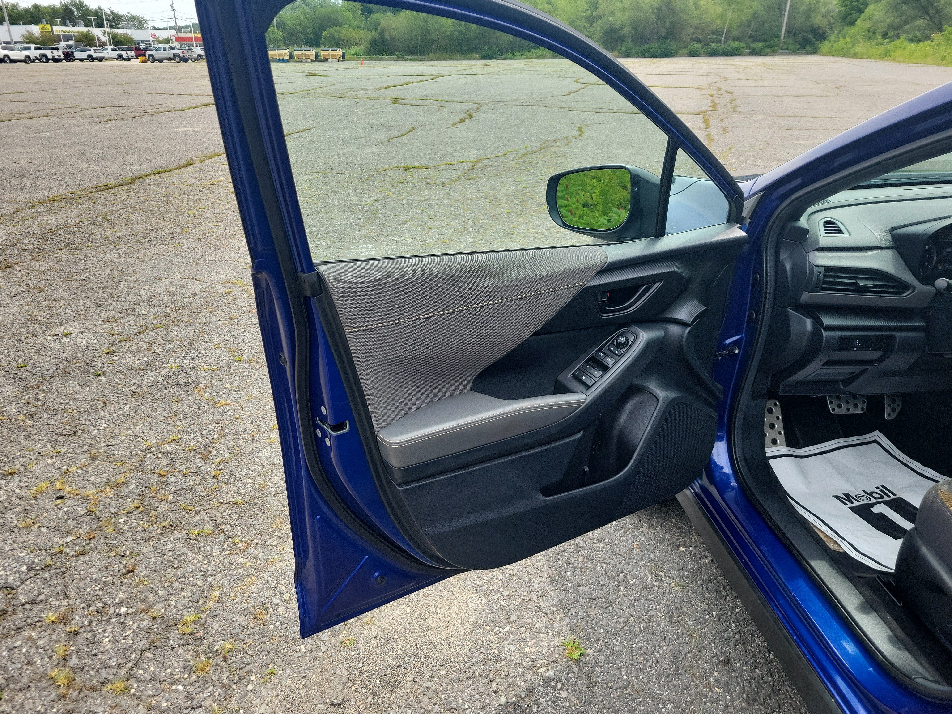 Used 2024 Subaru Crosstrek 2.5i Sport AWD/4WD image 15