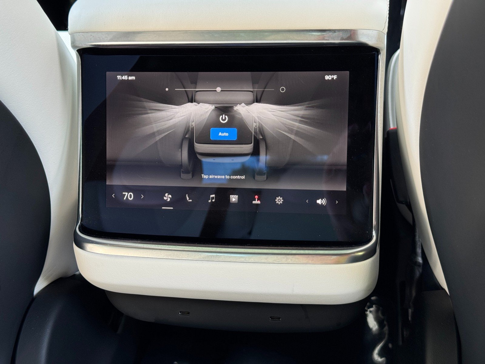 Used 2022 Tesla Model S AWD/4WD image 39