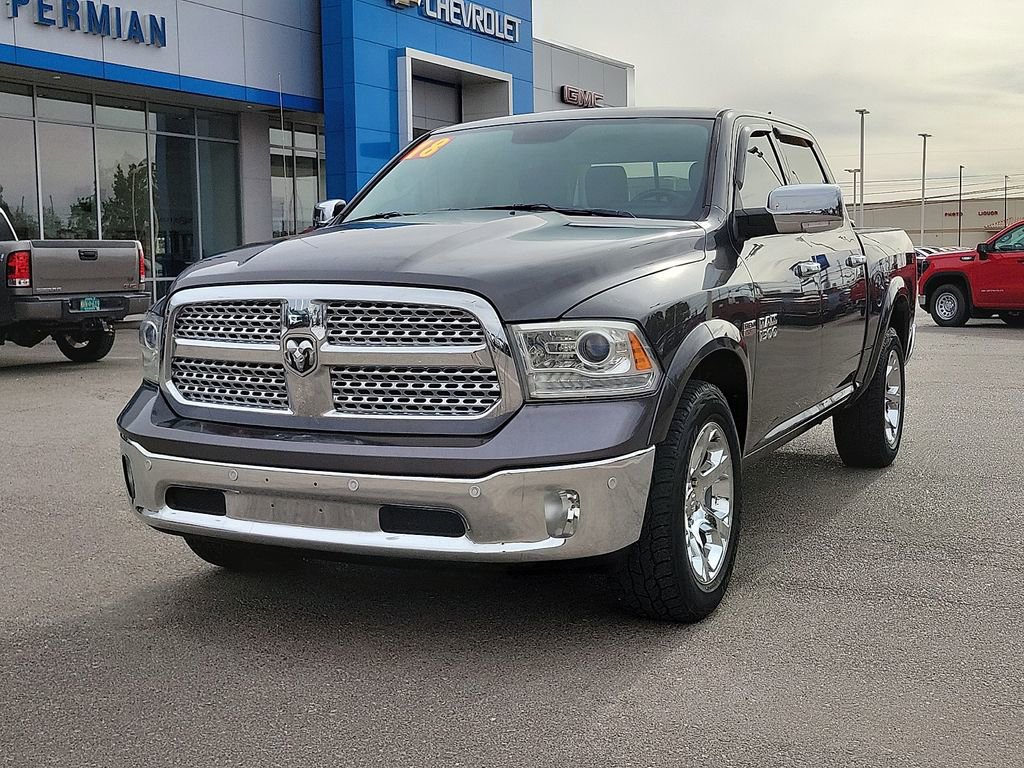 Used 2018 RAM 1500 Laramie w/ Convenience Group AWD/4WD image 4