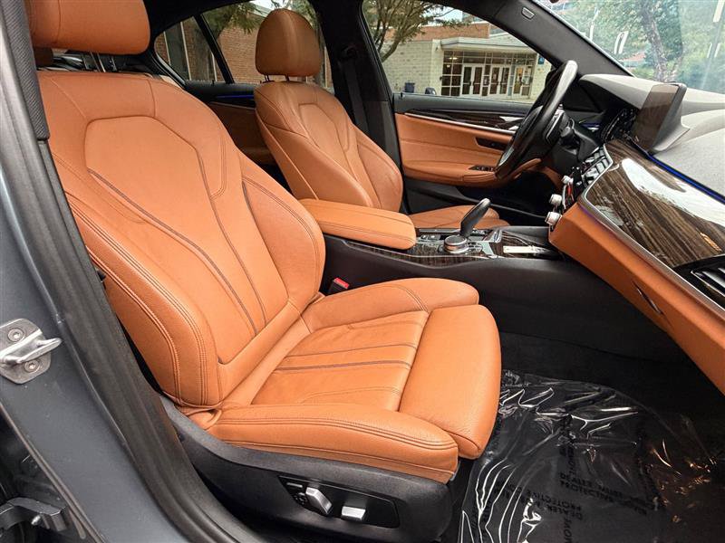 Used 2019 BMW 540i xDrive w/ Convenience Package AWD/4WD image 36