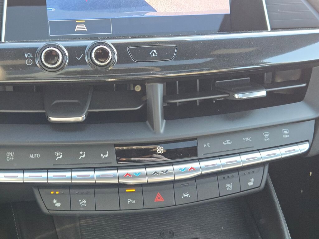 New 2026 Cadillac CT4 Premium Luxury image 27