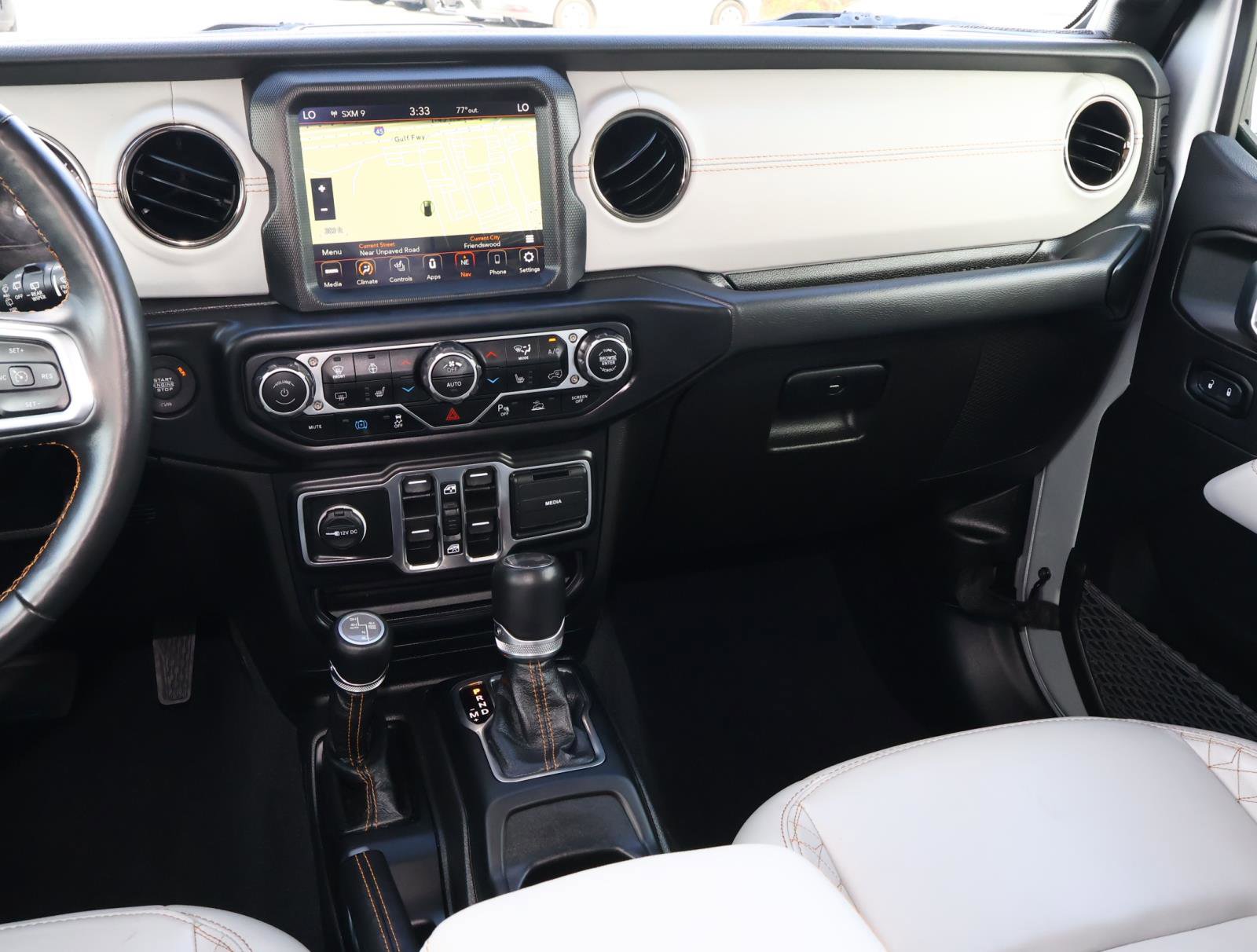 Used 2023 Jeep Wrangler Unlimited Sahara image 12