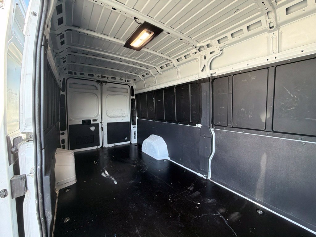 Used 2021 RAM ProMaster 3500 w/ Convenience Group FWD image 11