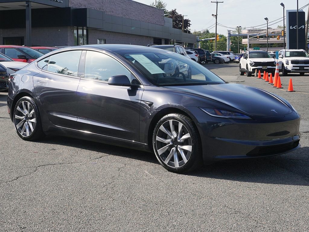 Used 2024 Tesla Model 3 Standard Range RWD image 46
