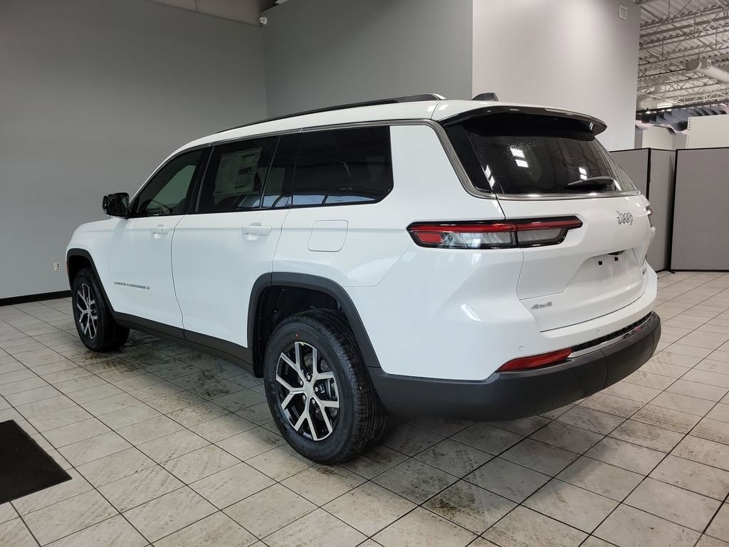 New 2025 Jeep Grand Cherokee L Limited image 4