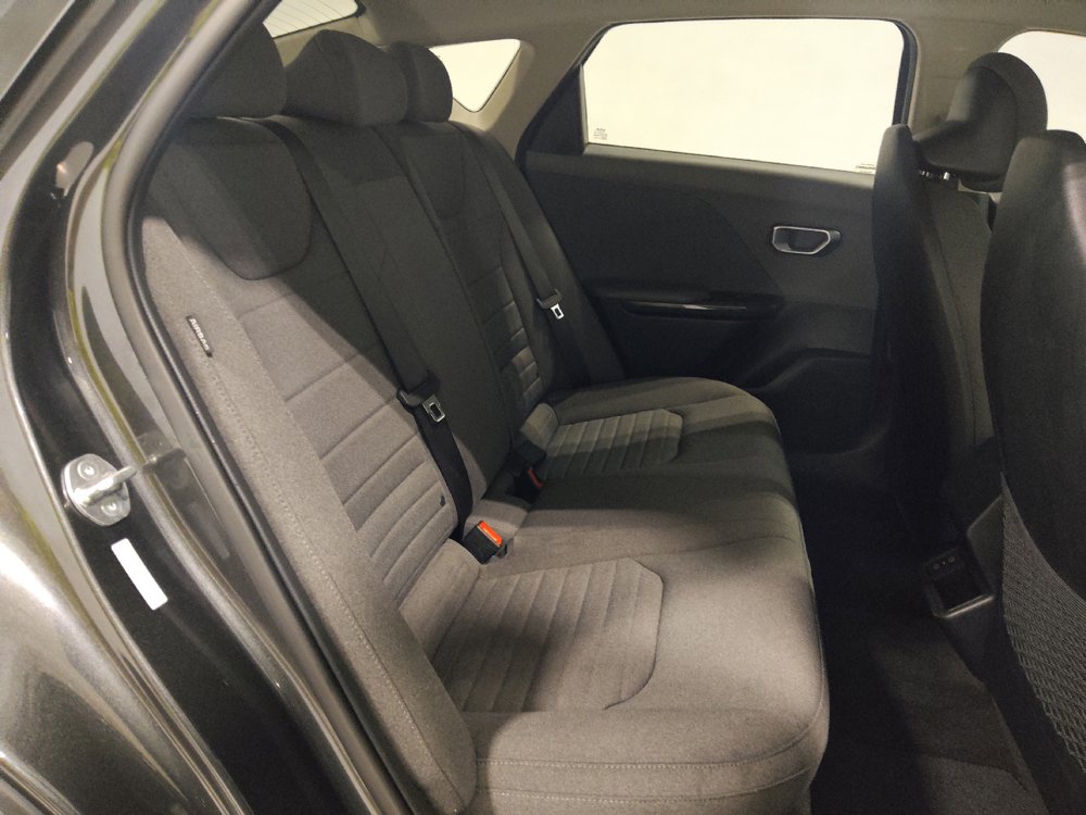 Used 2025 Kia K4 EX FWD image 19