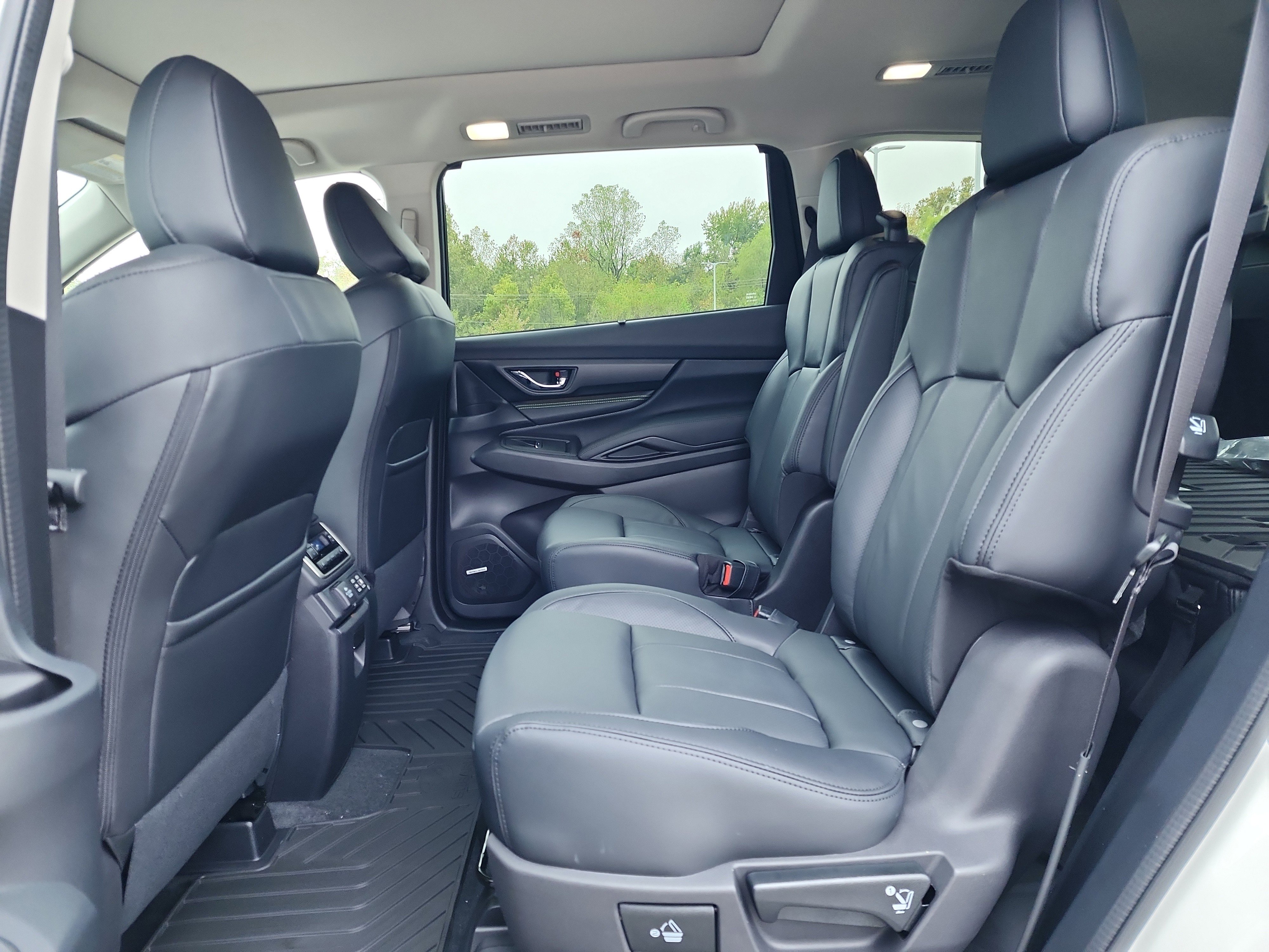 New 2025 Subaru Ascent Bronze Edition image 7