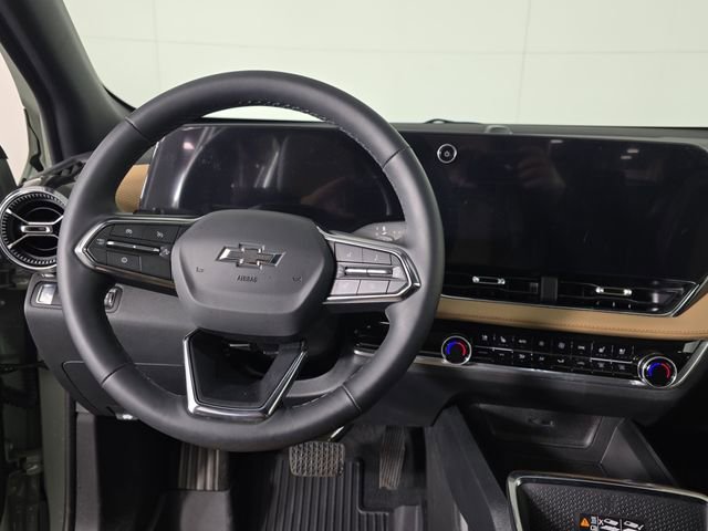 Used 2026 Chevrolet Equinox ACTIV w/ Convenience Package III AWD/4WD image 9