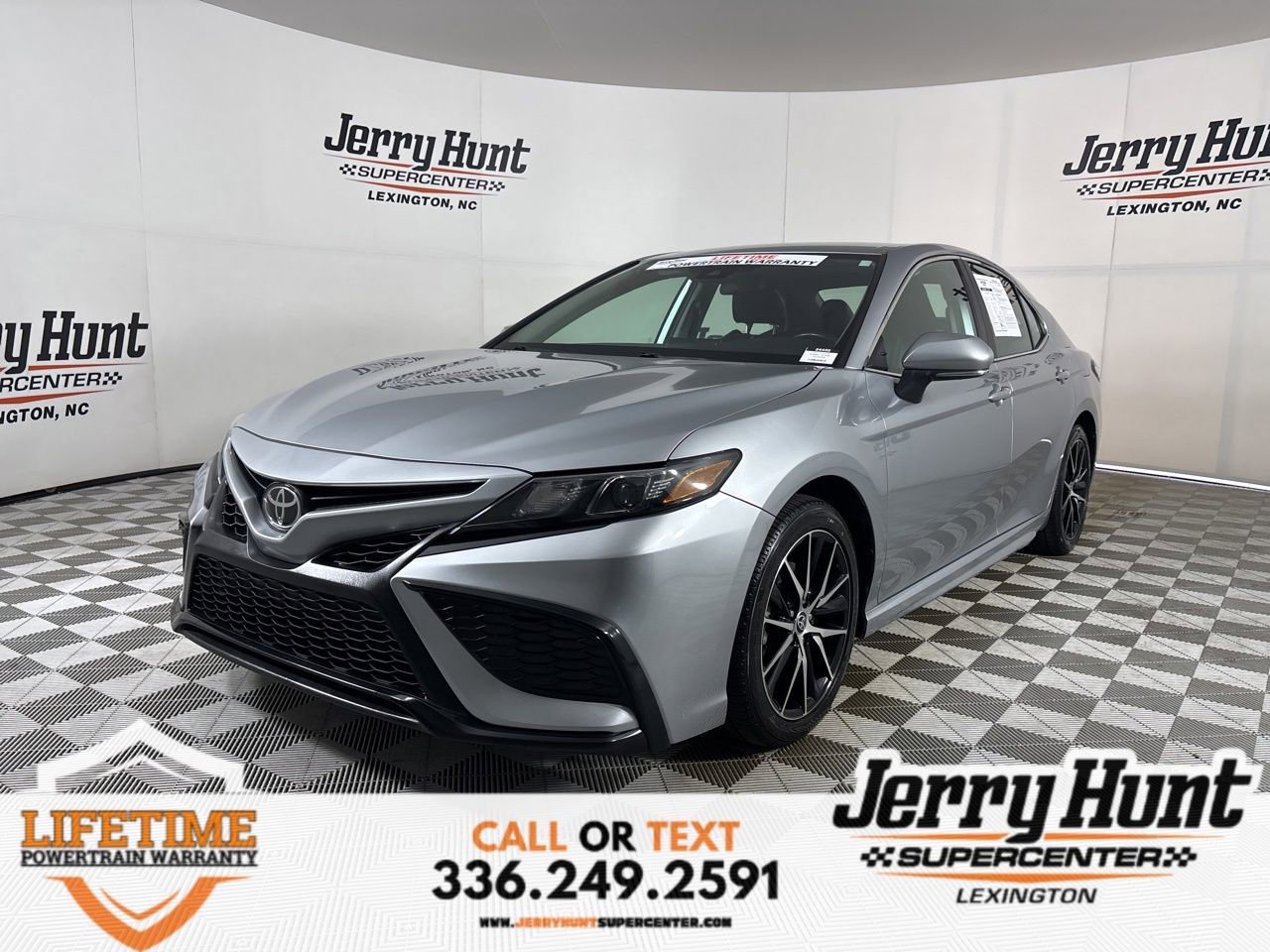 Used 2023 Toyota Camry SE