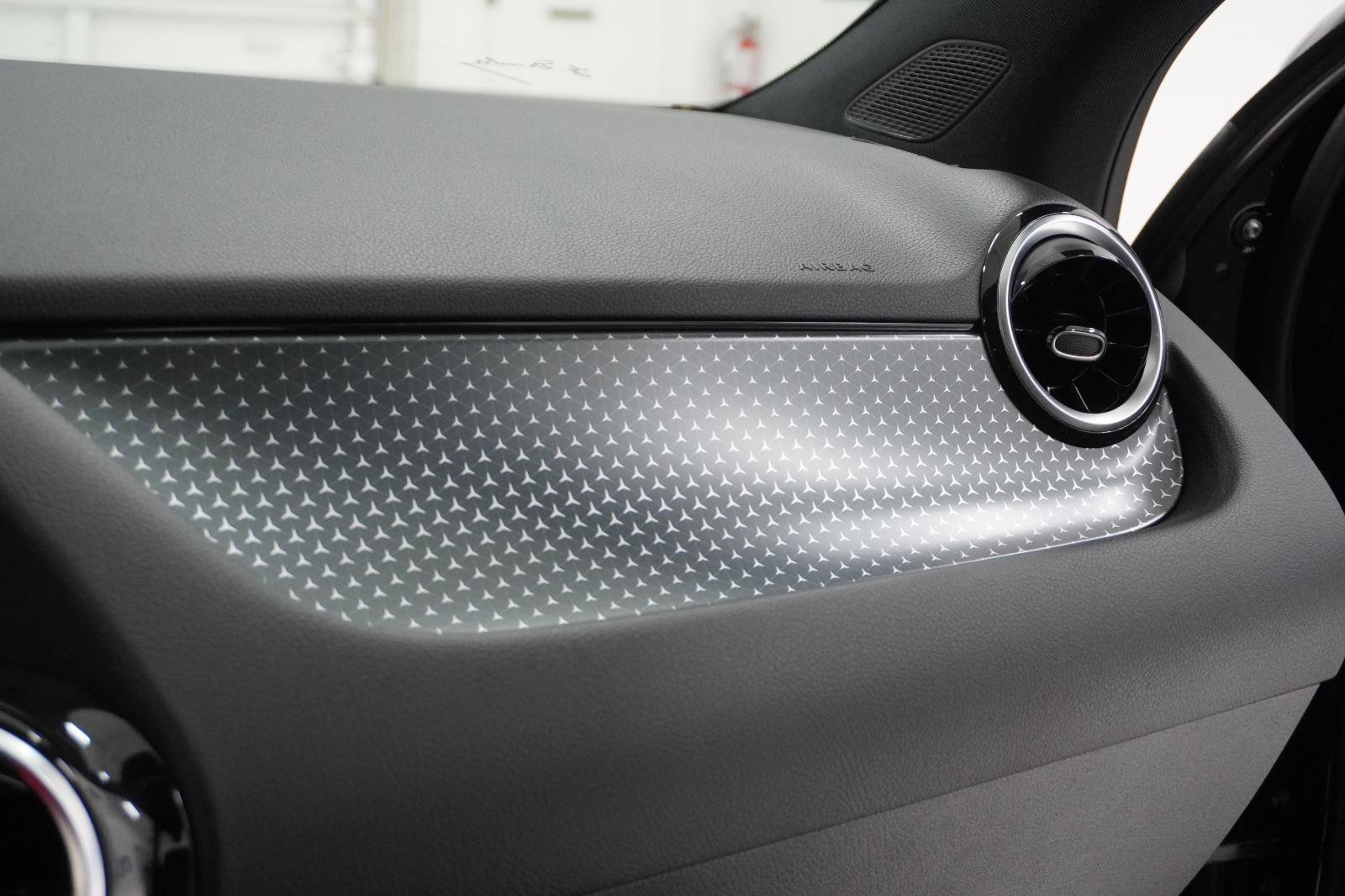 Used 2025 Mercedes-Benz GLA 250 image 32