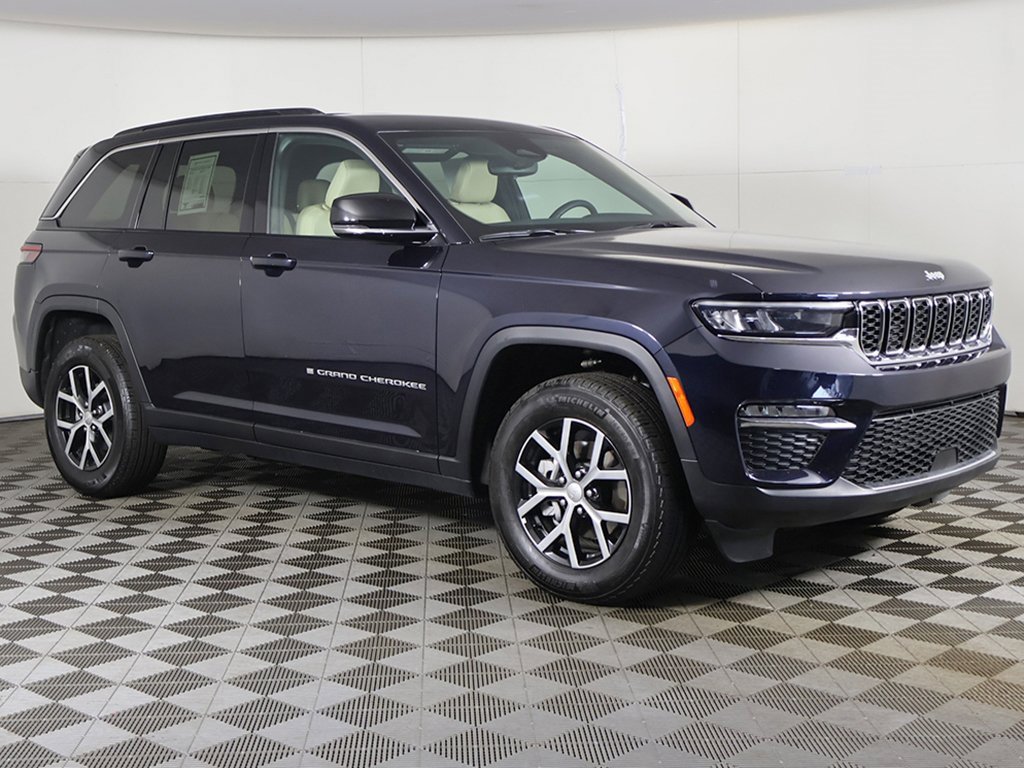 Used 2024 Jeep Grand Cherokee Limited image 50